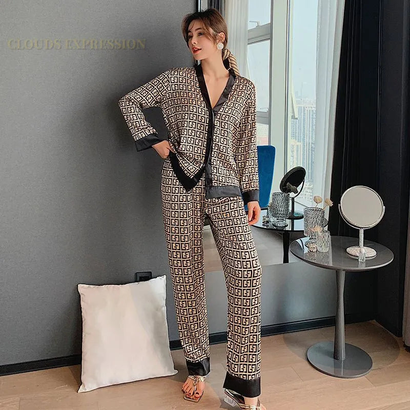 Lady's Faux Silk Polyester Pajama Sets